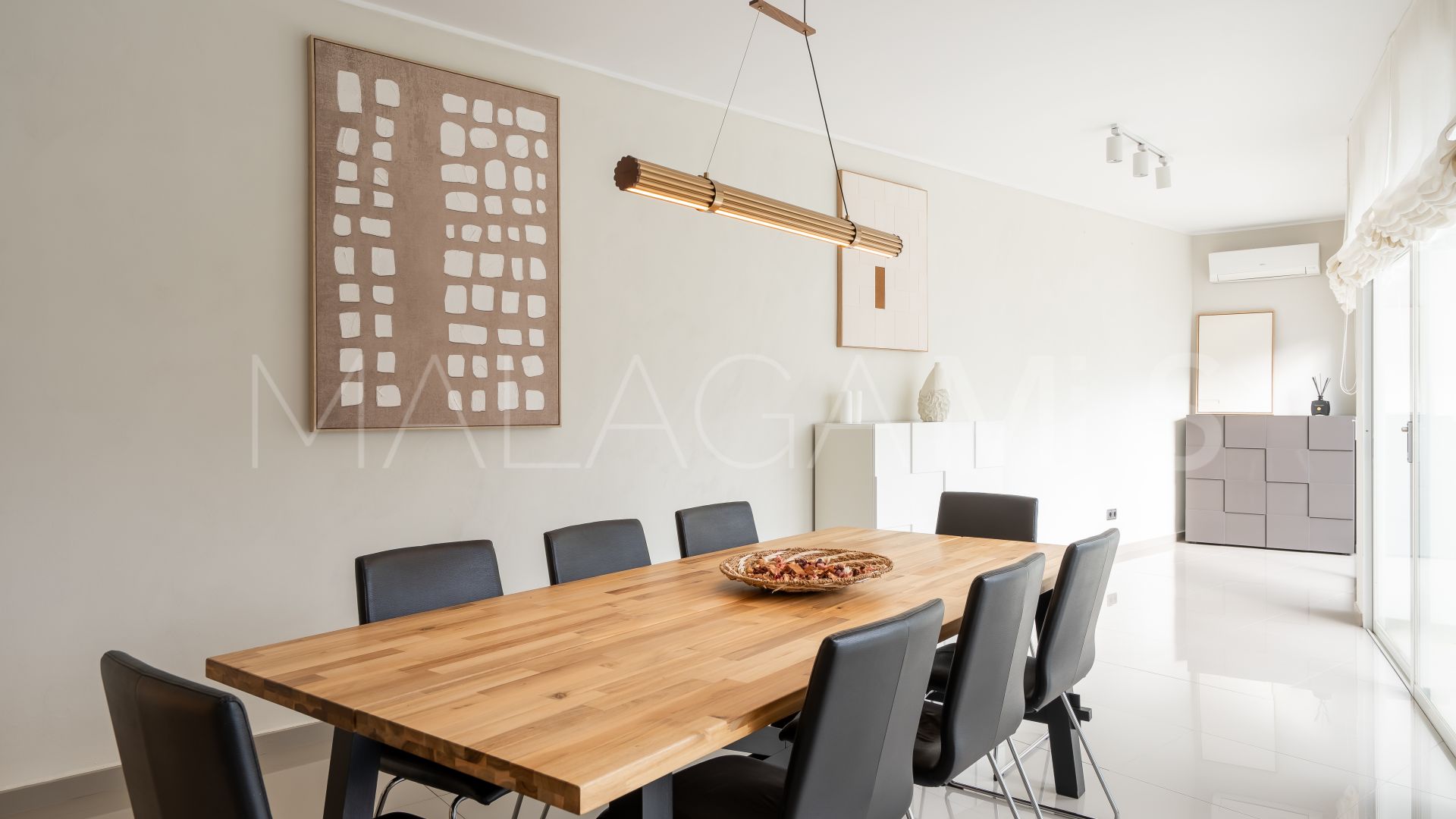 Villa for sale in El Herrojo