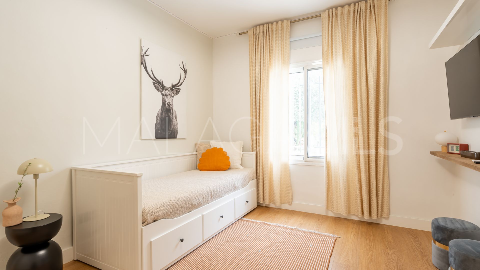 Villa for sale in El Herrojo