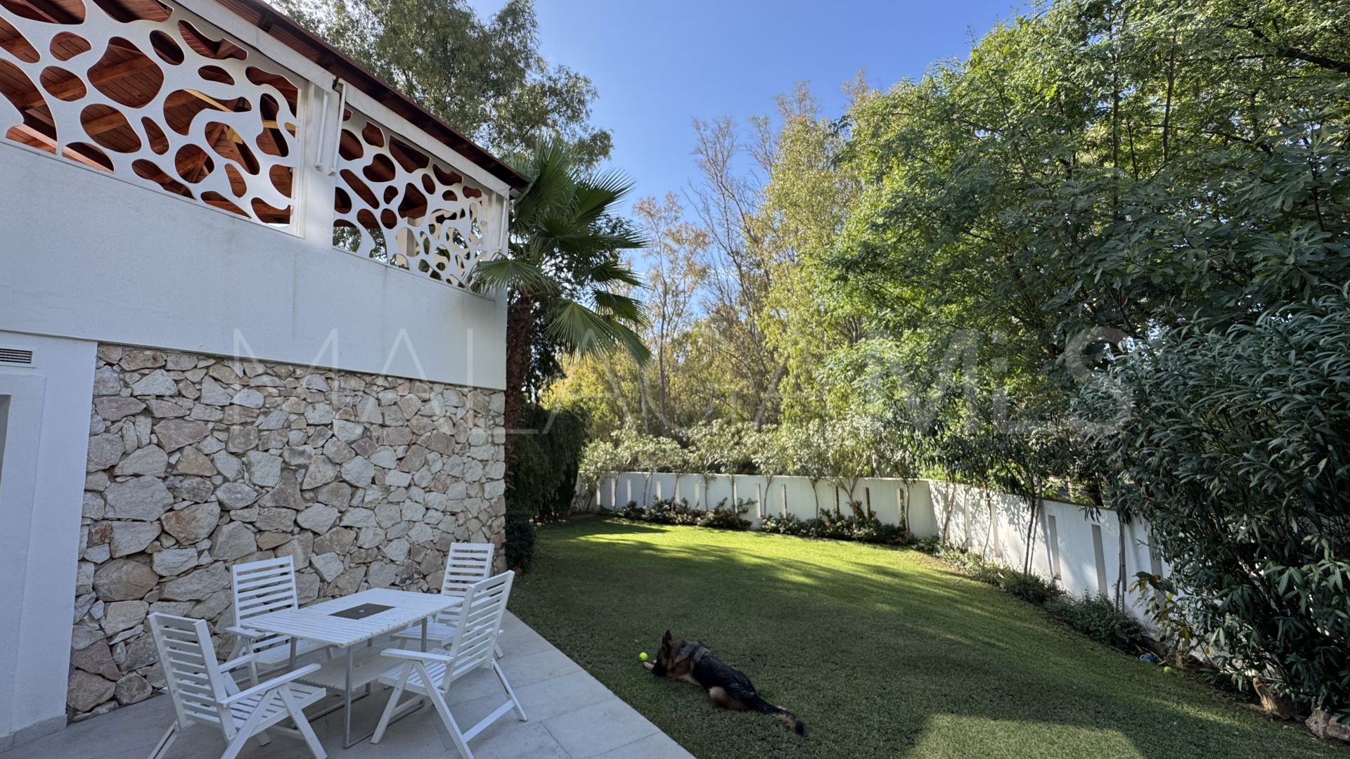 Villa for sale in El Herrojo