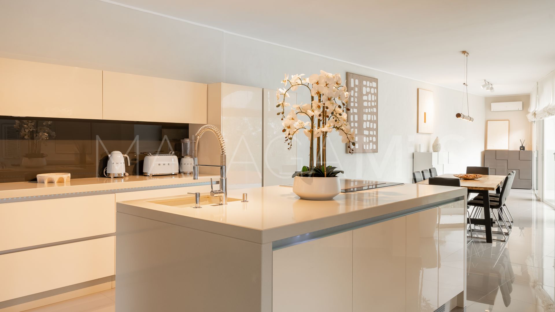 Villa for sale in El Herrojo