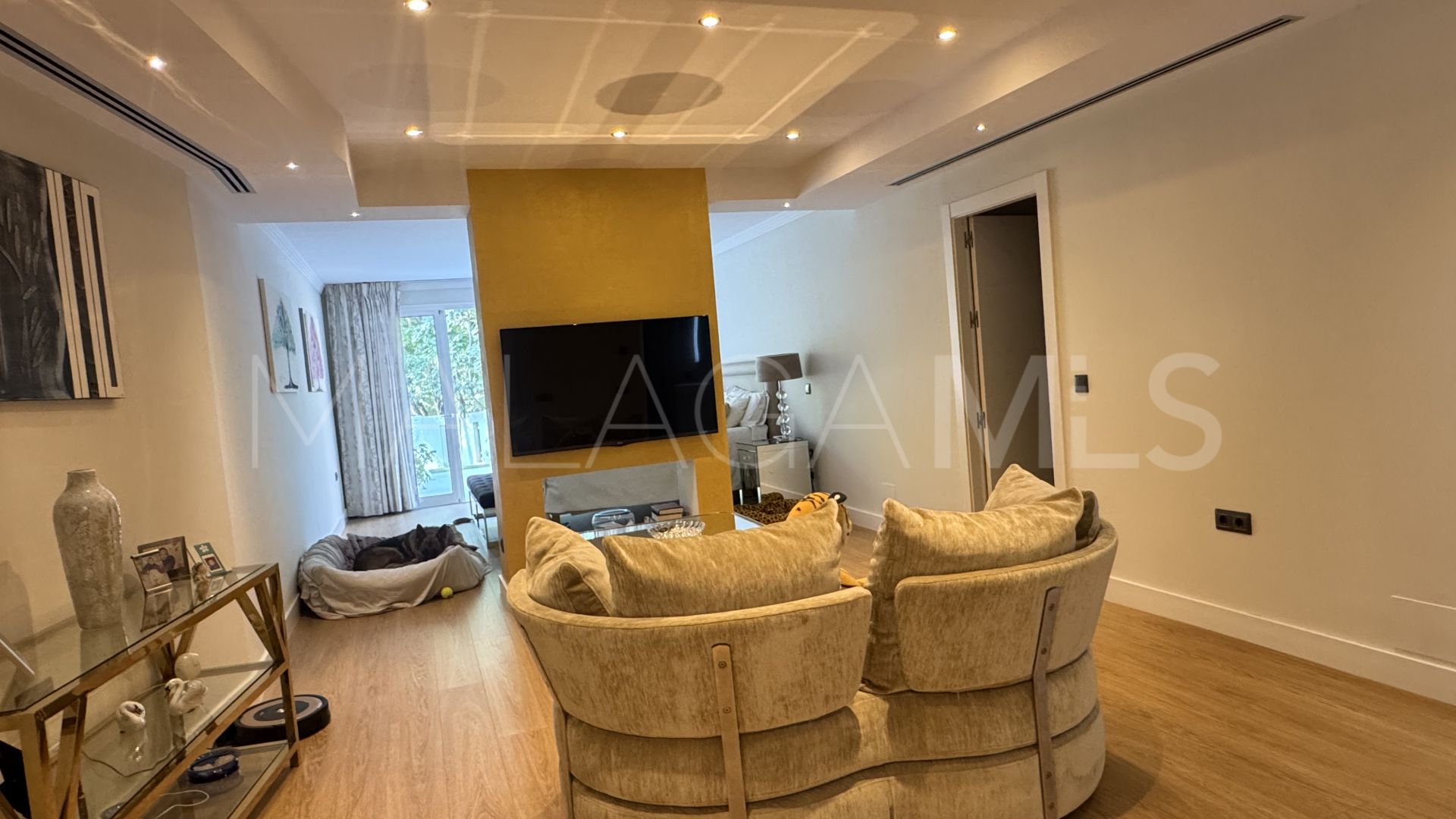 Villa for sale in El Herrojo