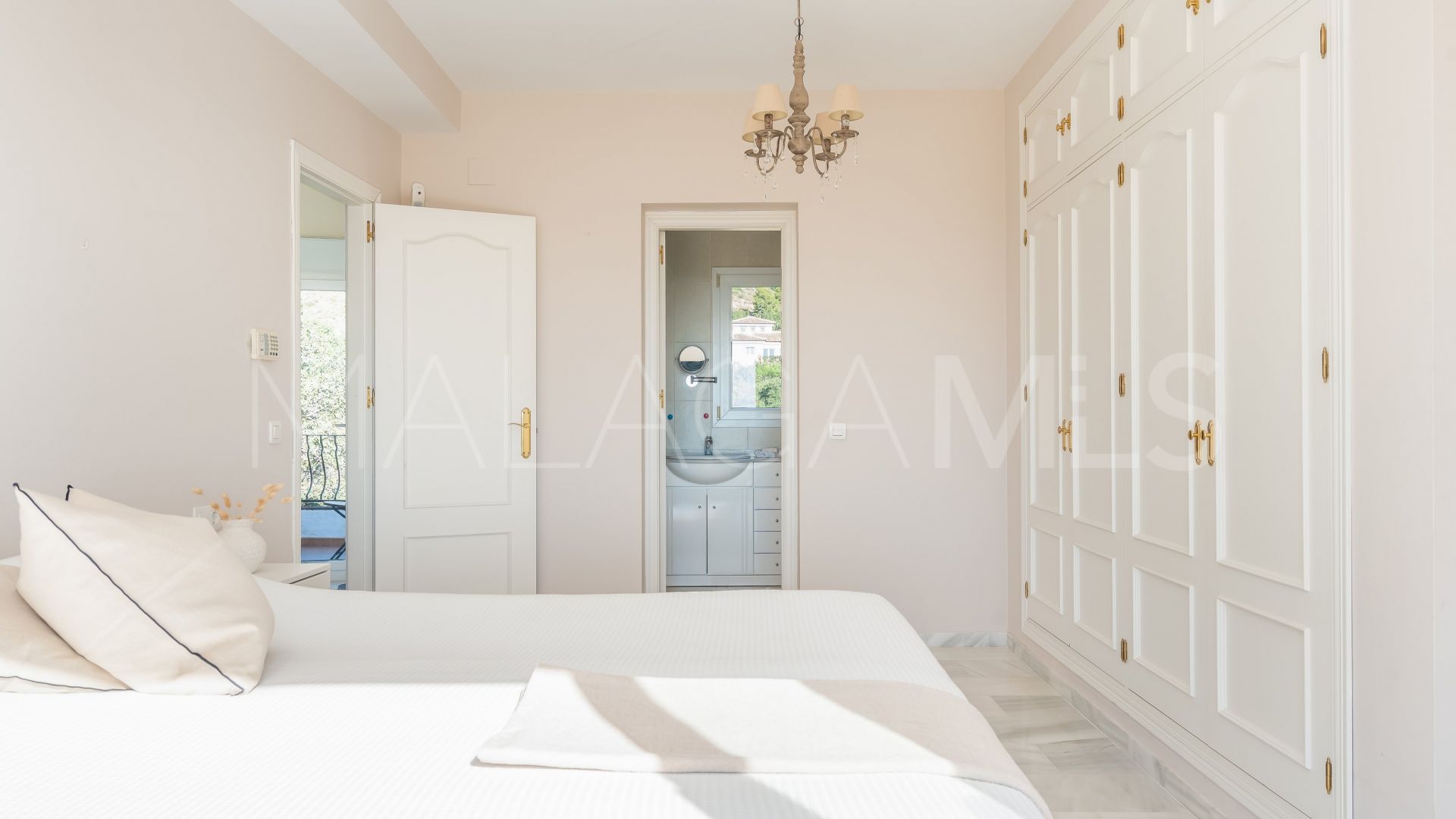 Villa for sale in La Alqueria