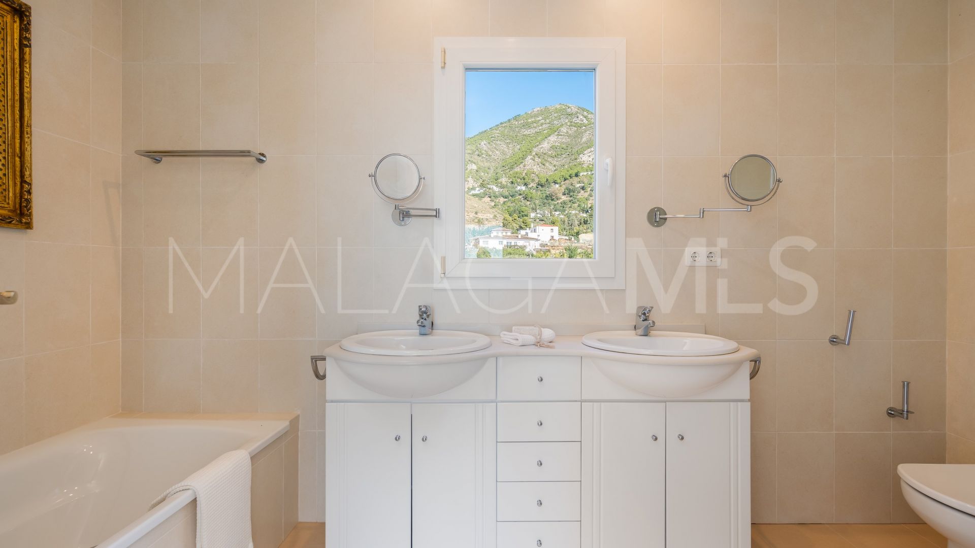 Villa for sale in La Alqueria