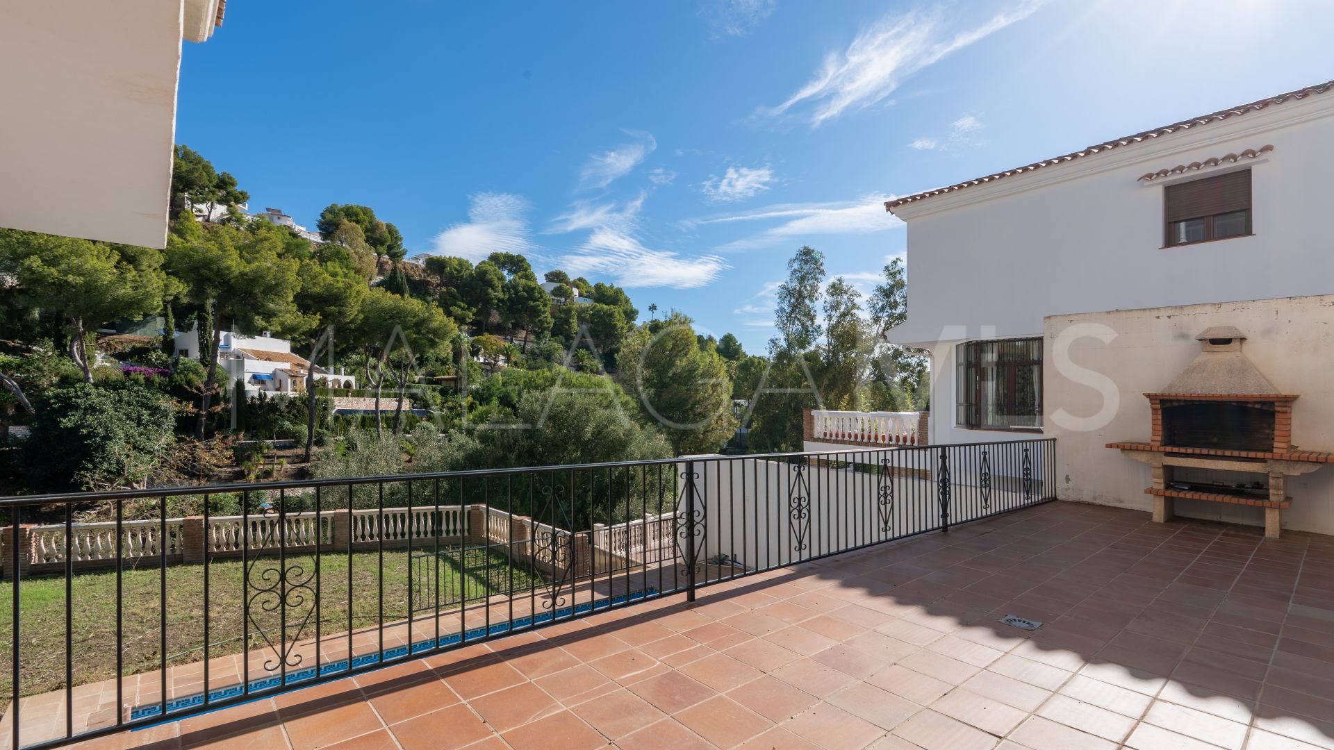 Villa for sale in Las Lomas de Mijas
