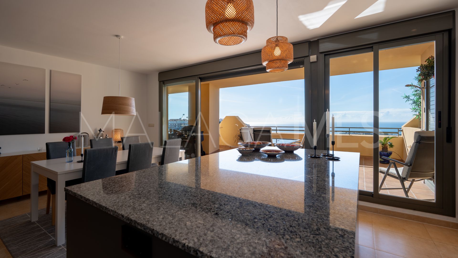 Erdgeschosswohnung for sale in Sitio de Calahonda