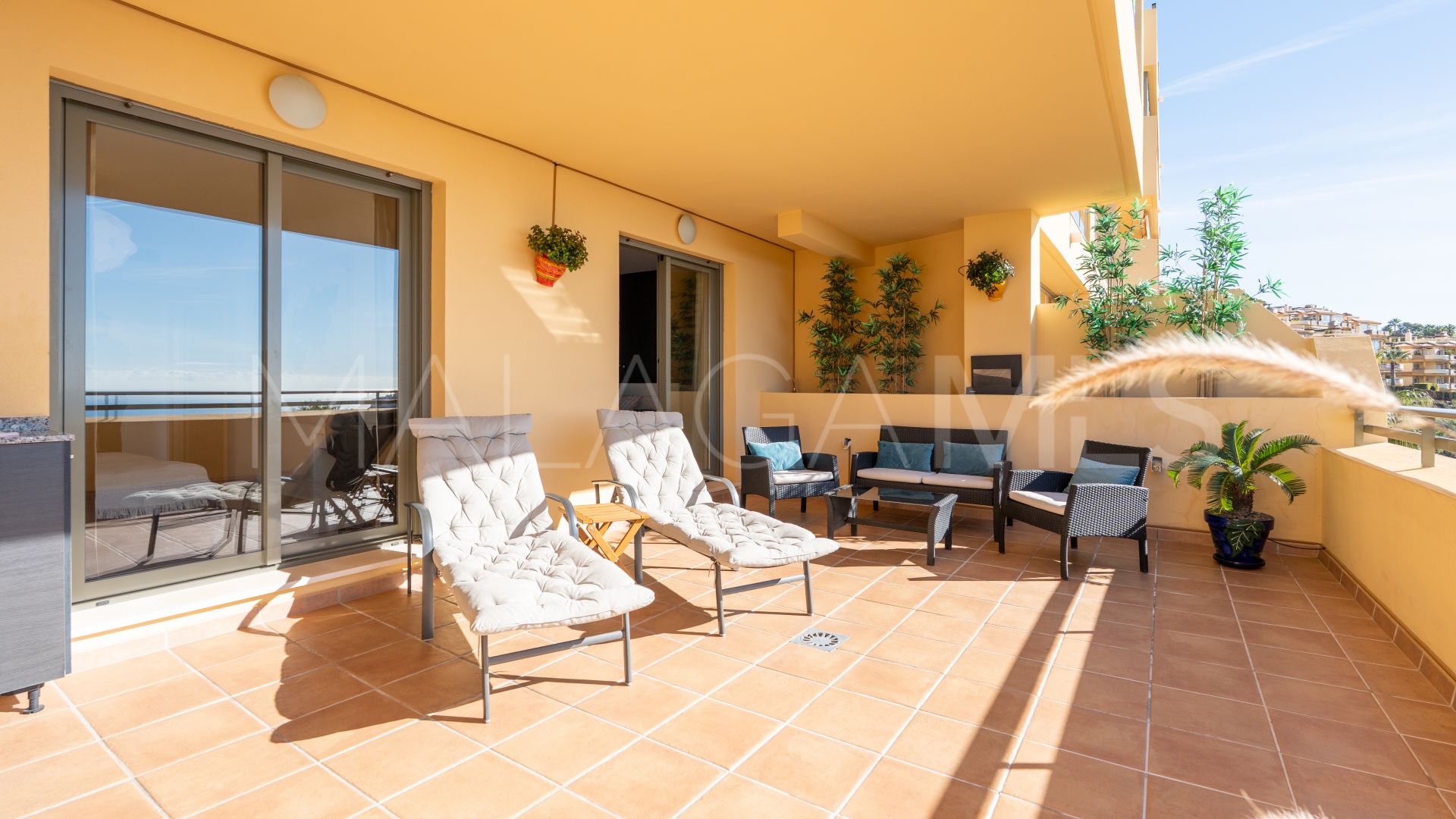 Erdgeschosswohnung for sale in Sitio de Calahonda