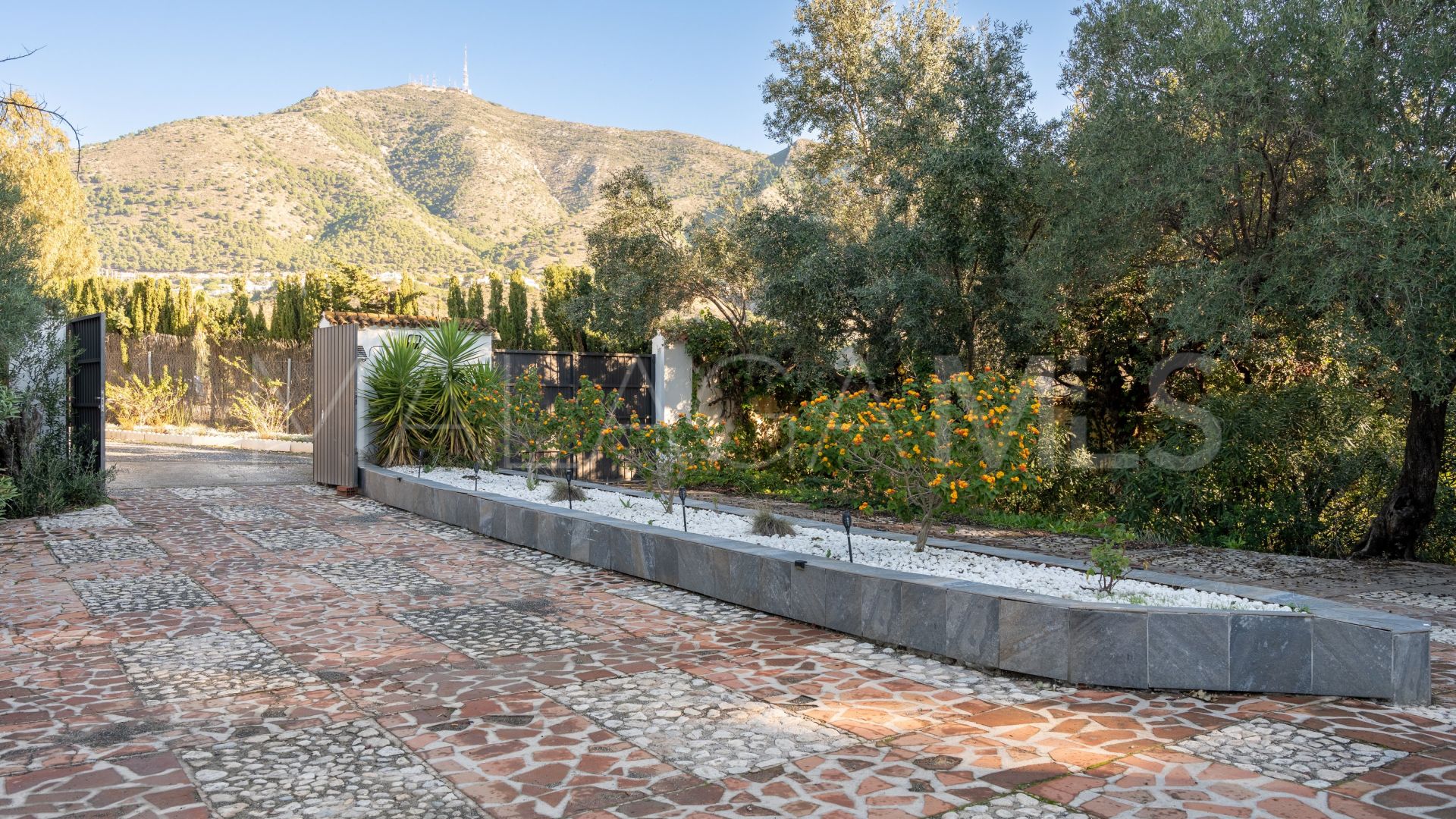 Hus i byn for sale in Torreblanca