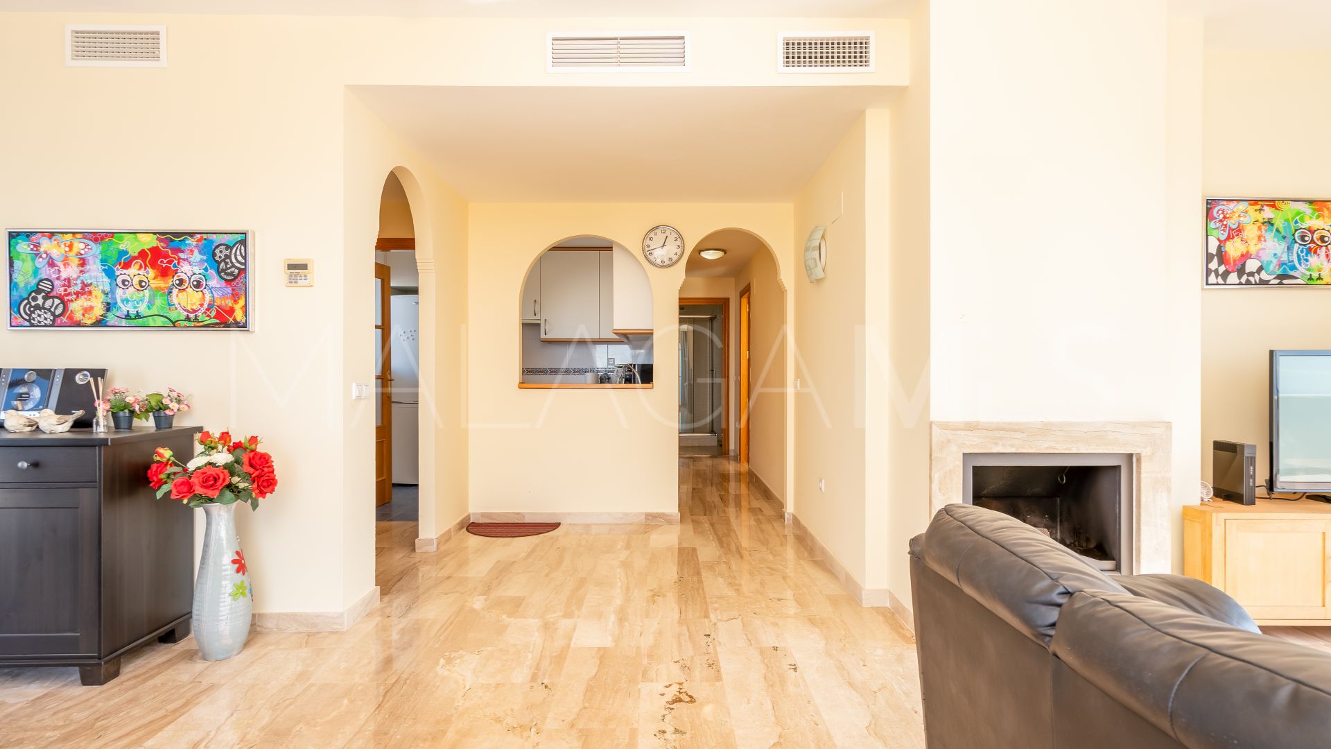 For sale penthouse in Sitio de Calahonda