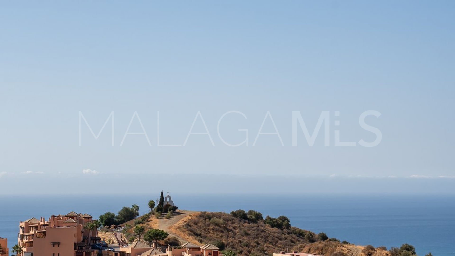 For sale penthouse in Sitio de Calahonda