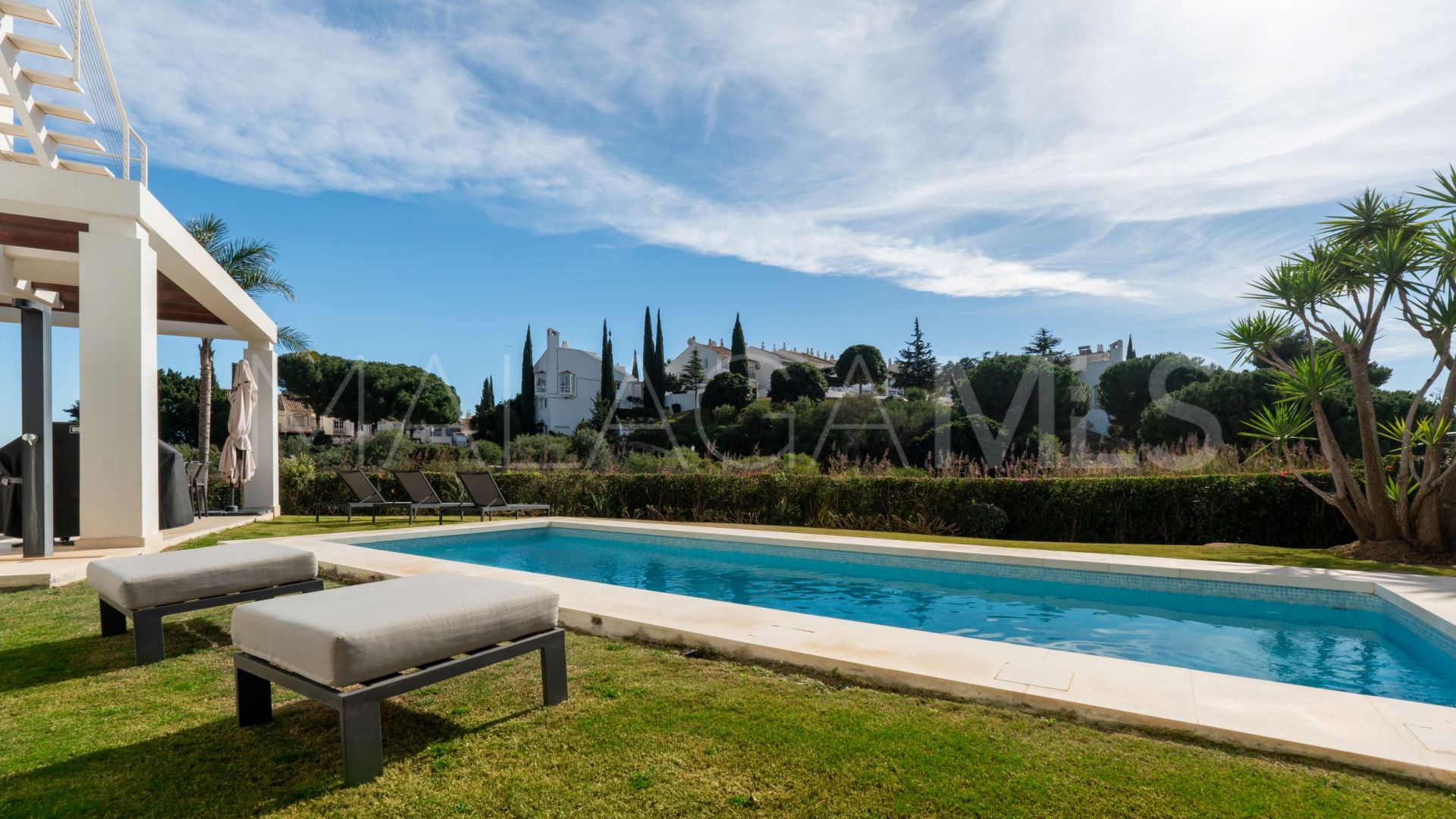 Cabopino, villa pareada for sale with 5 bedrooms