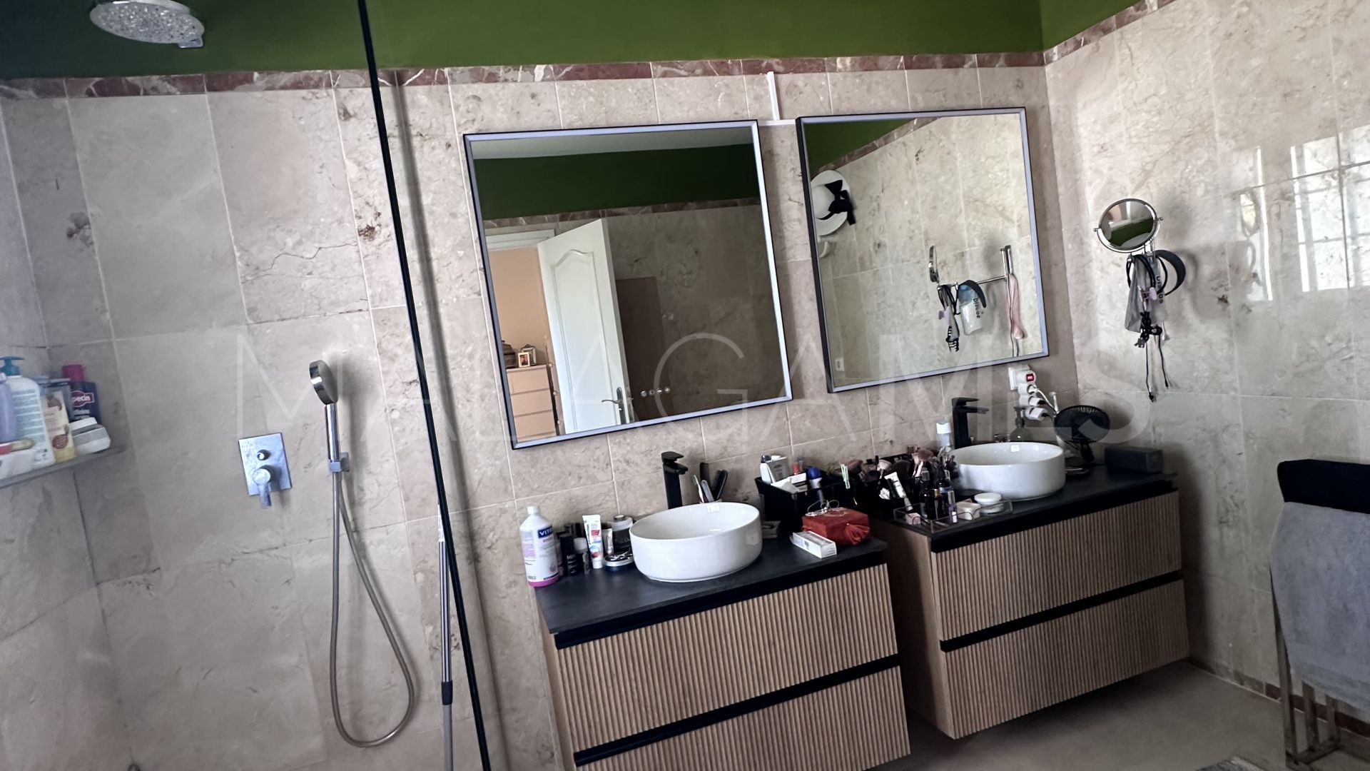 Villa for sale in Estepona