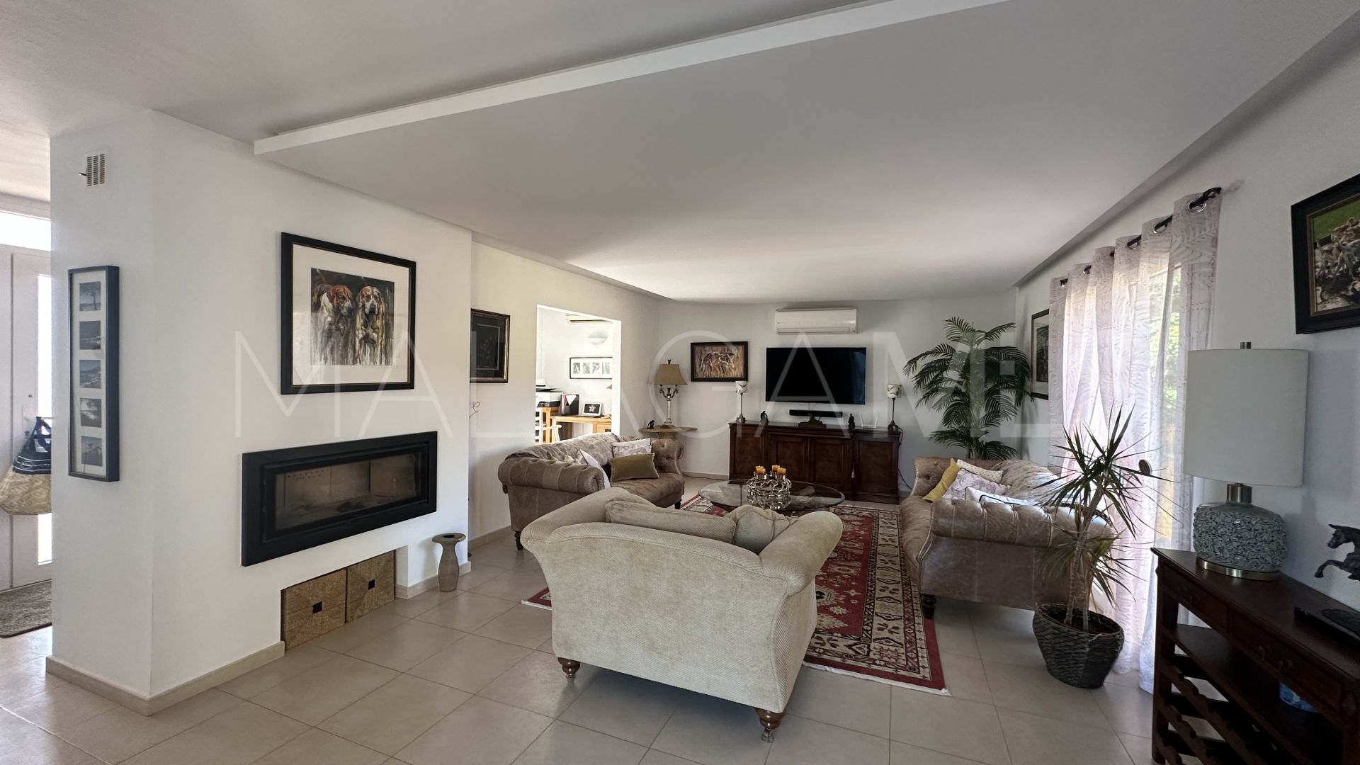 Villa with 4 bedrooms for sale in Estepona