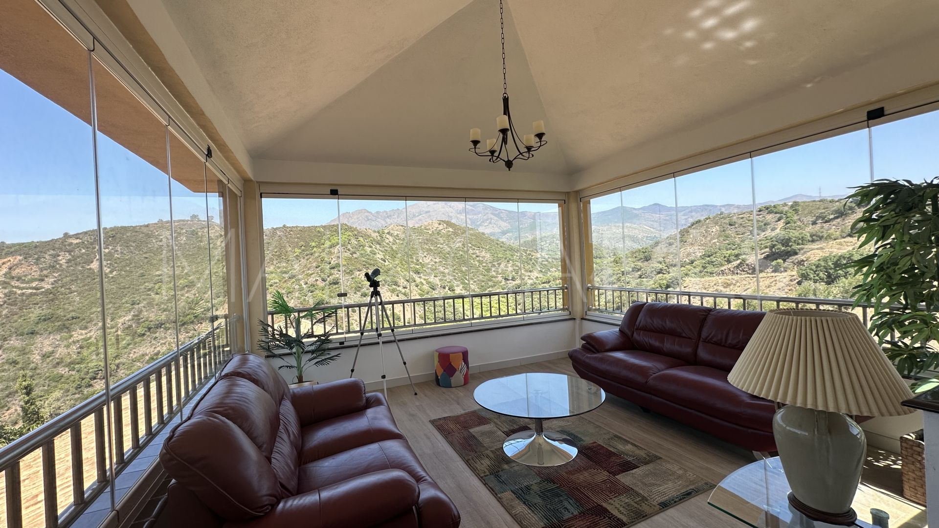 Villa with 4 bedrooms for sale in Estepona