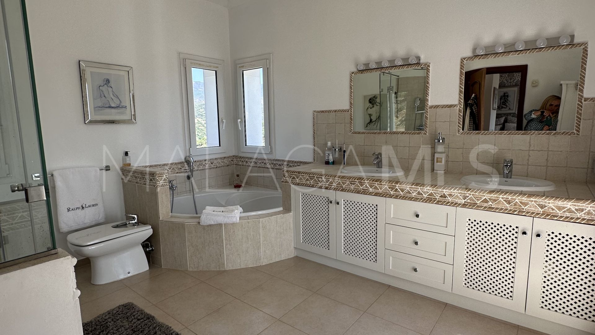 Villa with 4 bedrooms for sale in Estepona