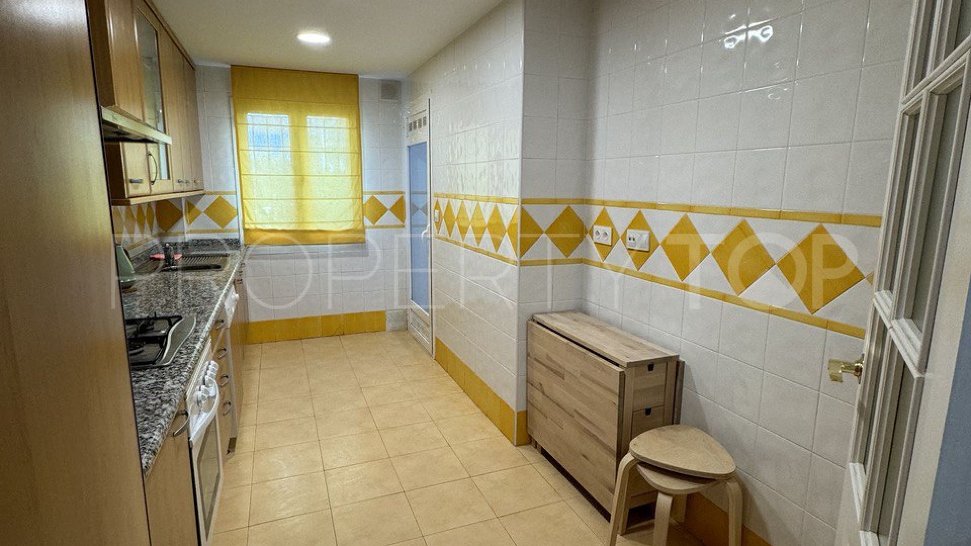For sale 3 bedrooms ground floor apartment in San Pedro de Alcantara