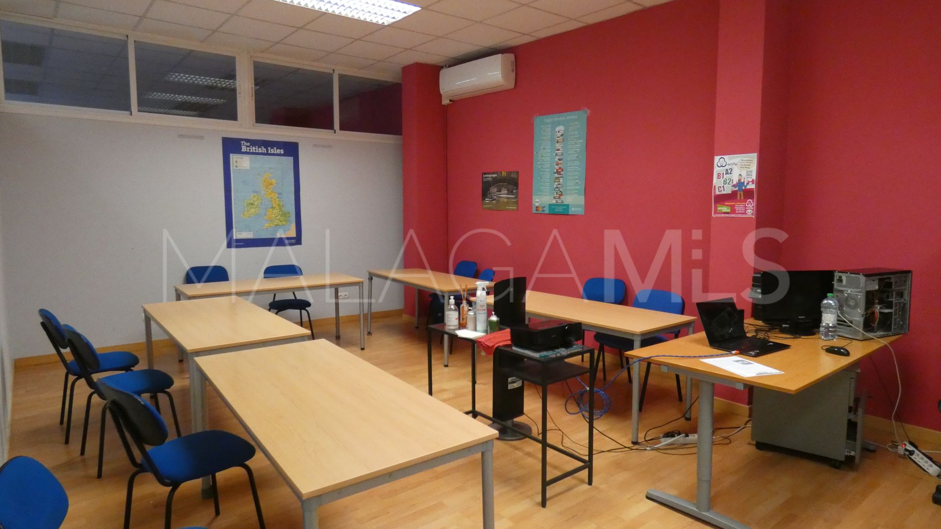 Buy Malaga - Teatinos commercial premises