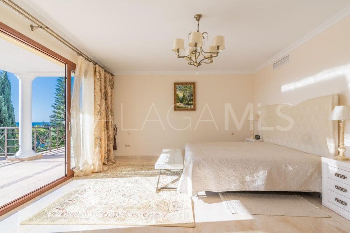 Villa for sale in Hacienda las Chapas