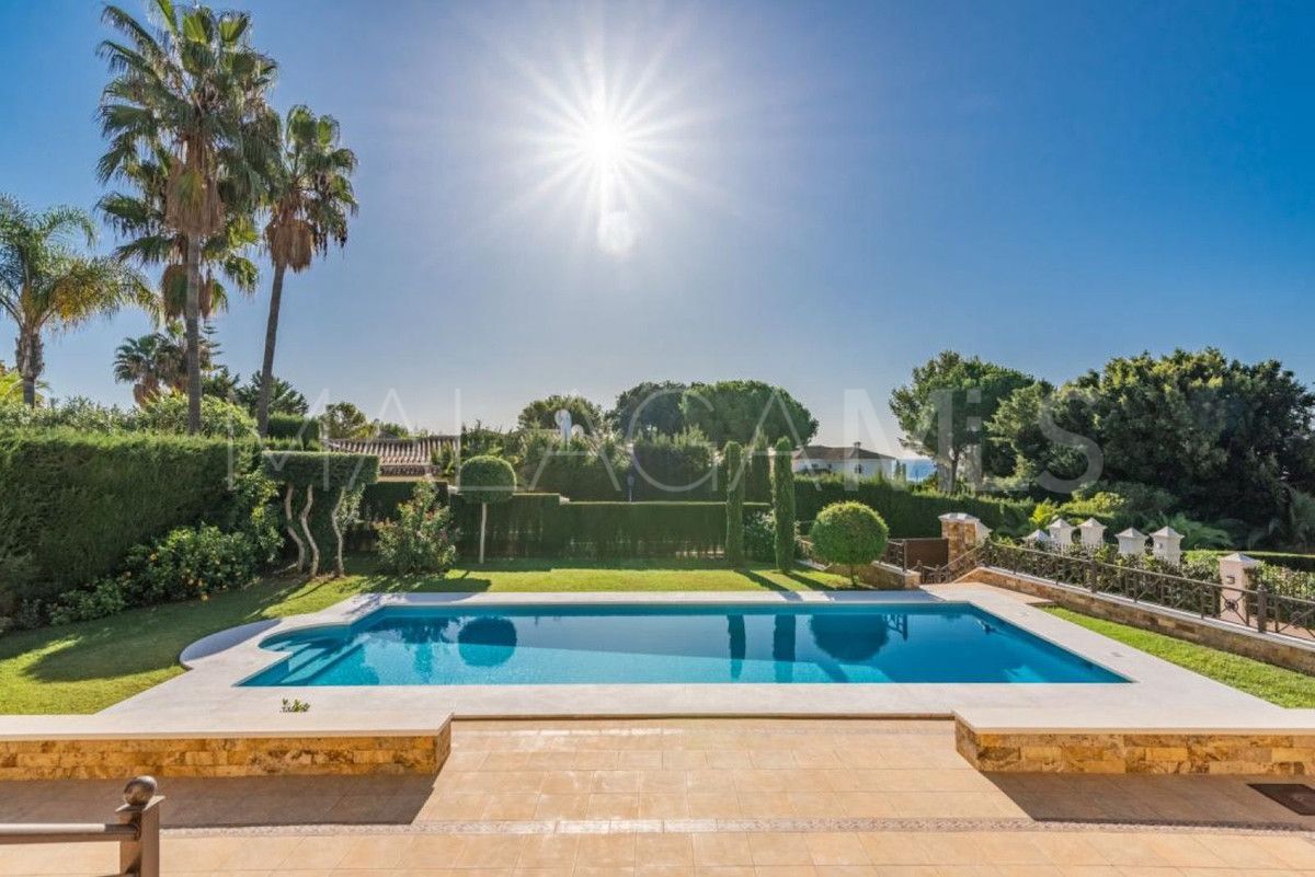 Villa for sale in Hacienda las Chapas