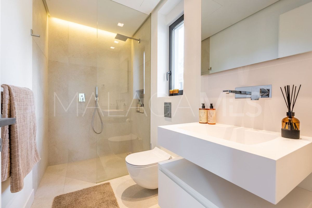 Villa for sale in Marbella Goldene Meile