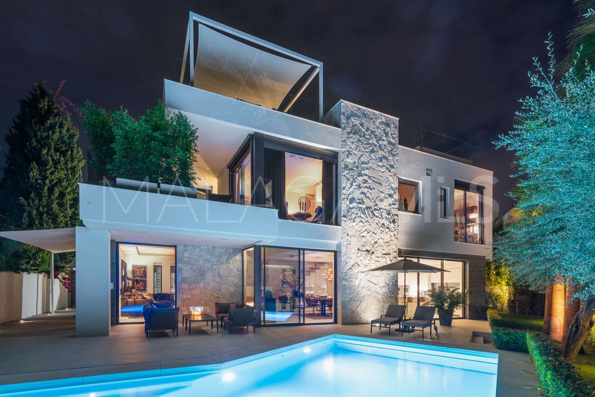 Villa for sale in Marbella Goldene Meile