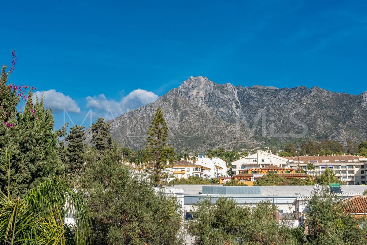 Villa for sale in Marbella Goldene Meile
