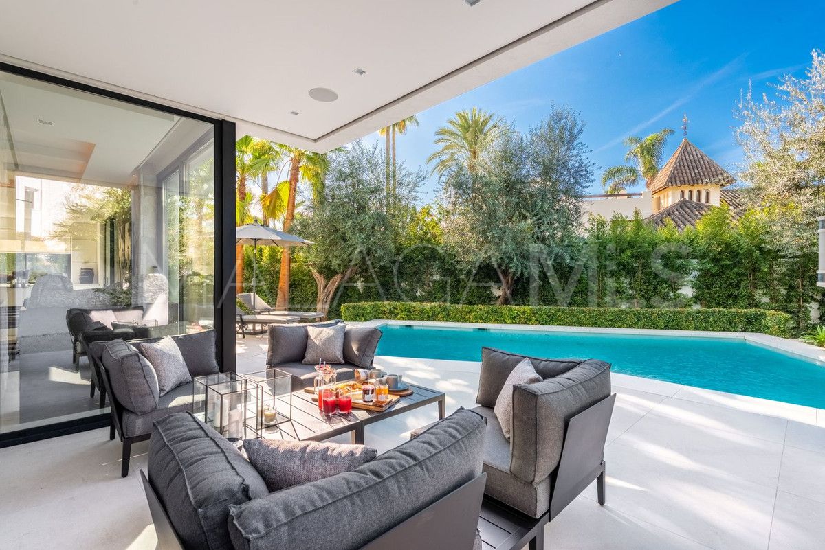 Villa for sale in Marbella Goldene Meile
