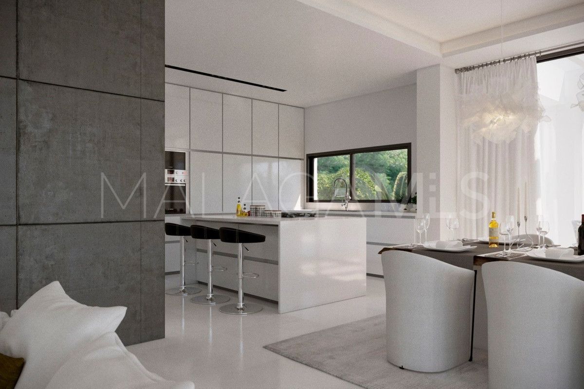 Villa for sale in Benahavis