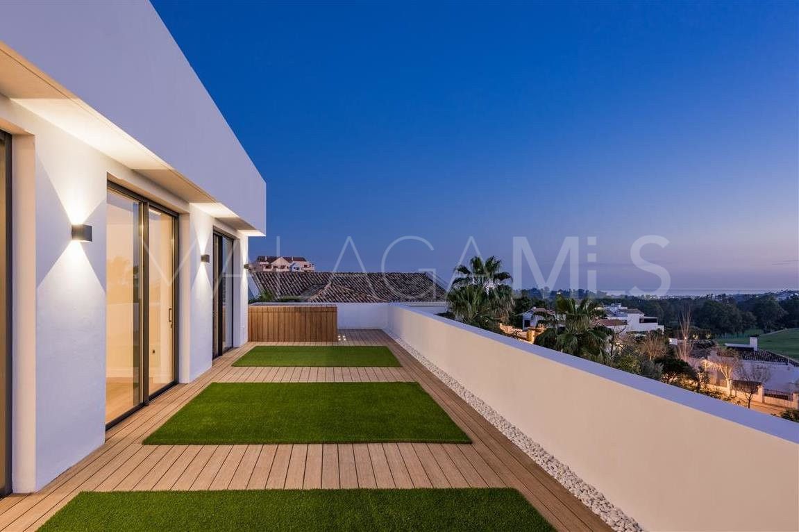 Villa for sale in Benahavis