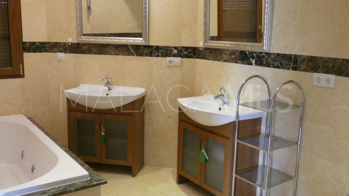 Villa for sale in Los Flamingos