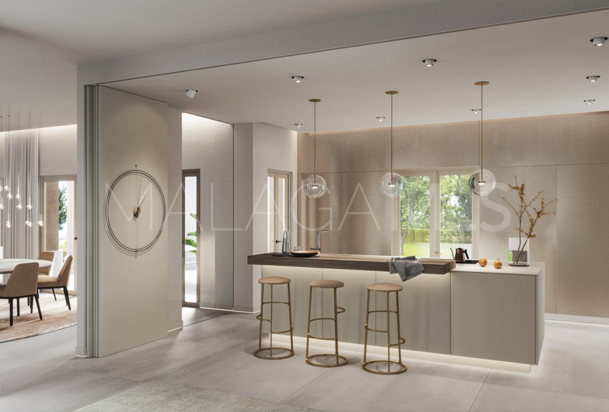 Buy villa in Sierra Blanca with 7 bedrooms