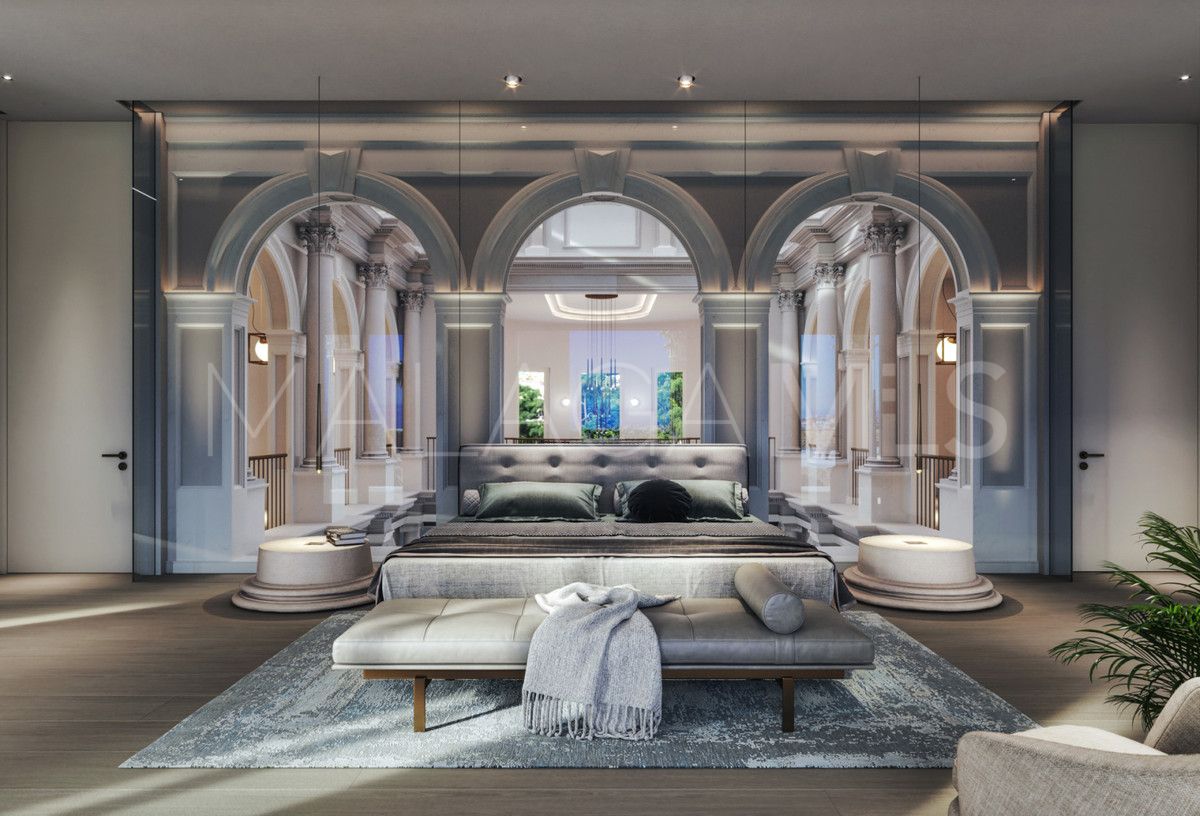 Buy villa in Sierra Blanca with 7 bedrooms