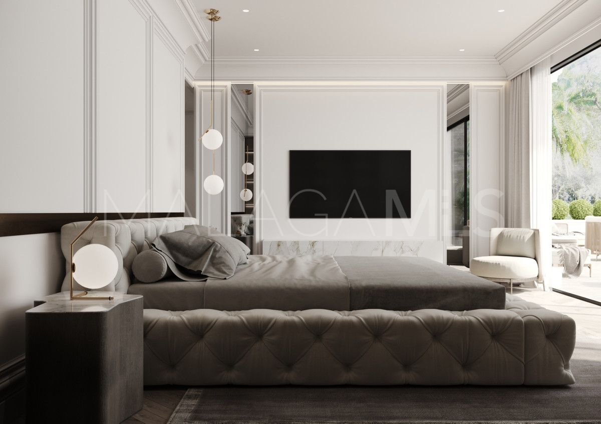 Villa for sale with 5 bedrooms in Marbella Golden Mile