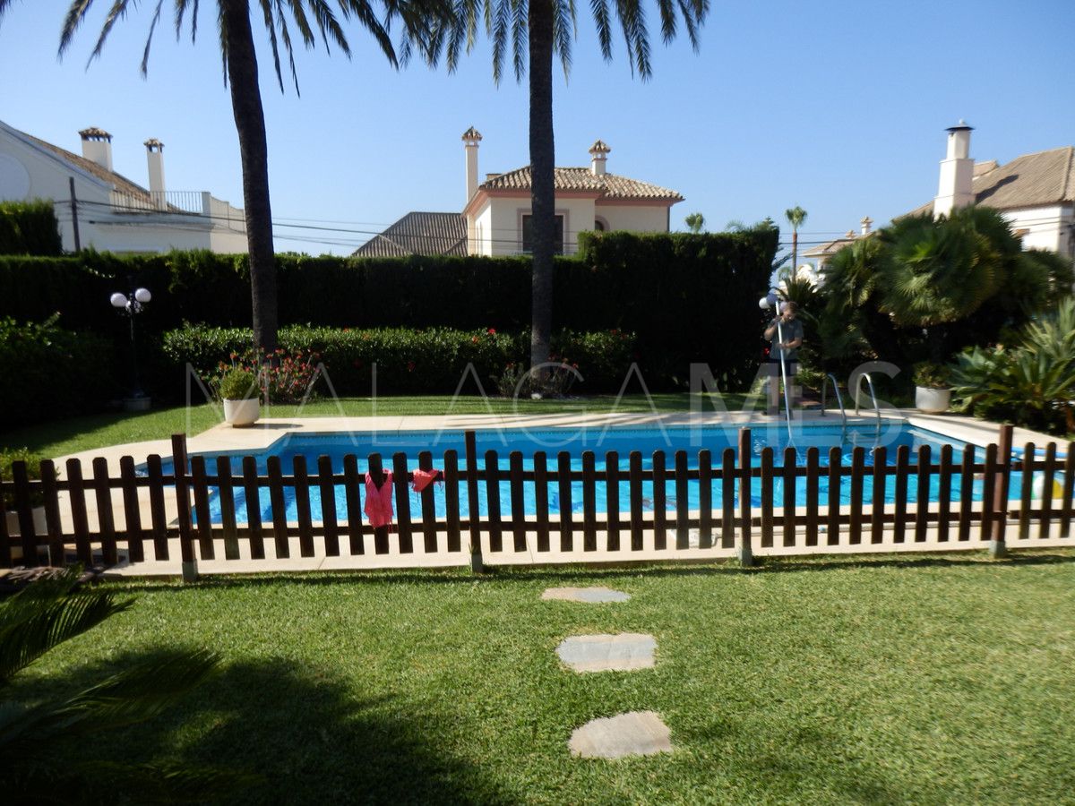 Villa for sale in Guadalmina Alta