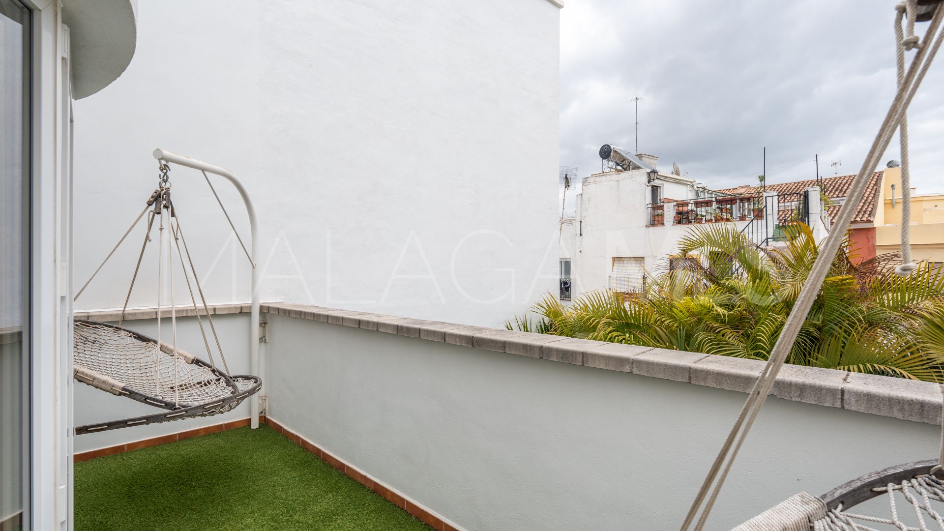 Buy adosado with 4 bedrooms in Marbella Ciudad