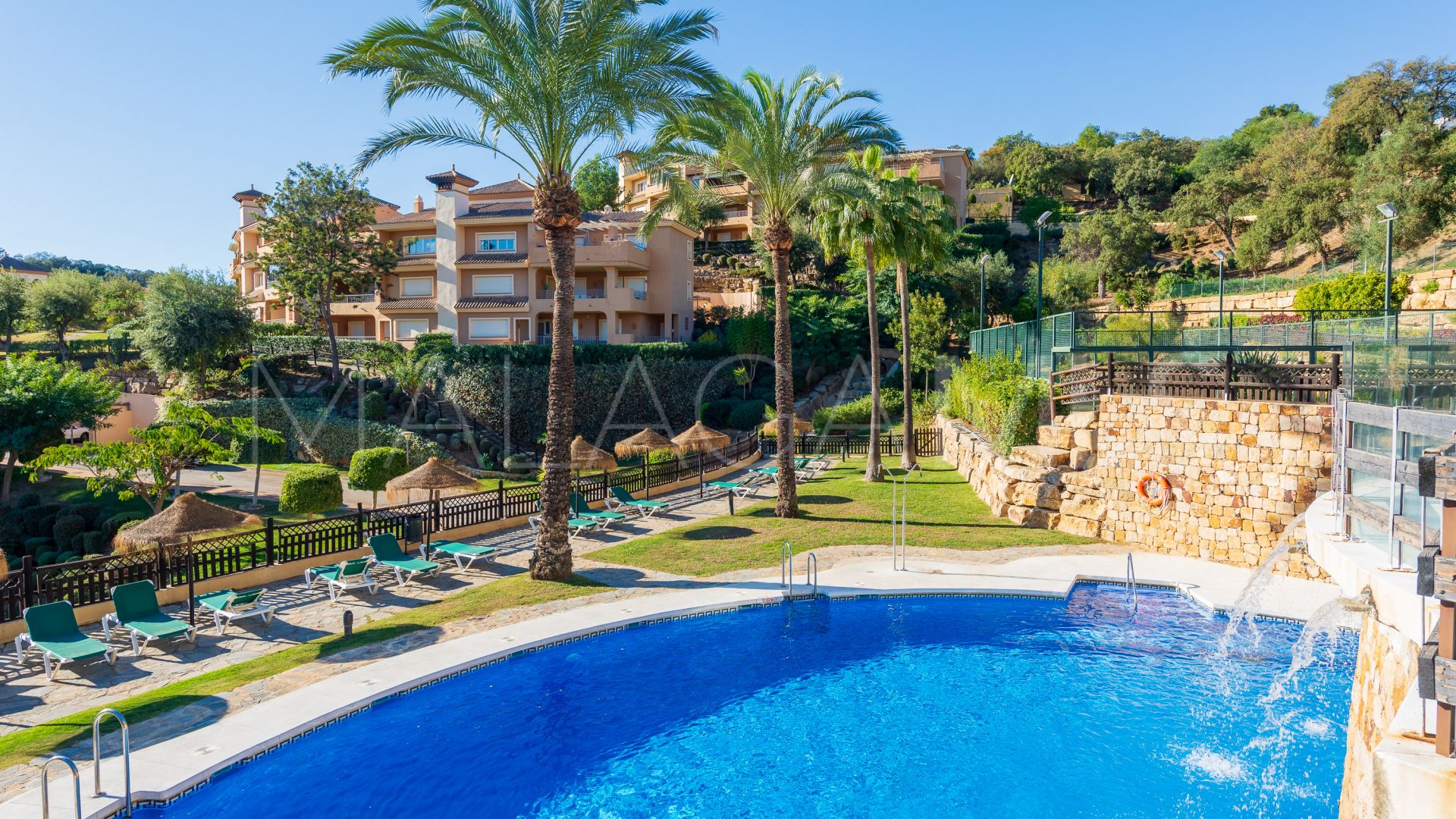 For sale town house with 3 bedrooms in La Mairena