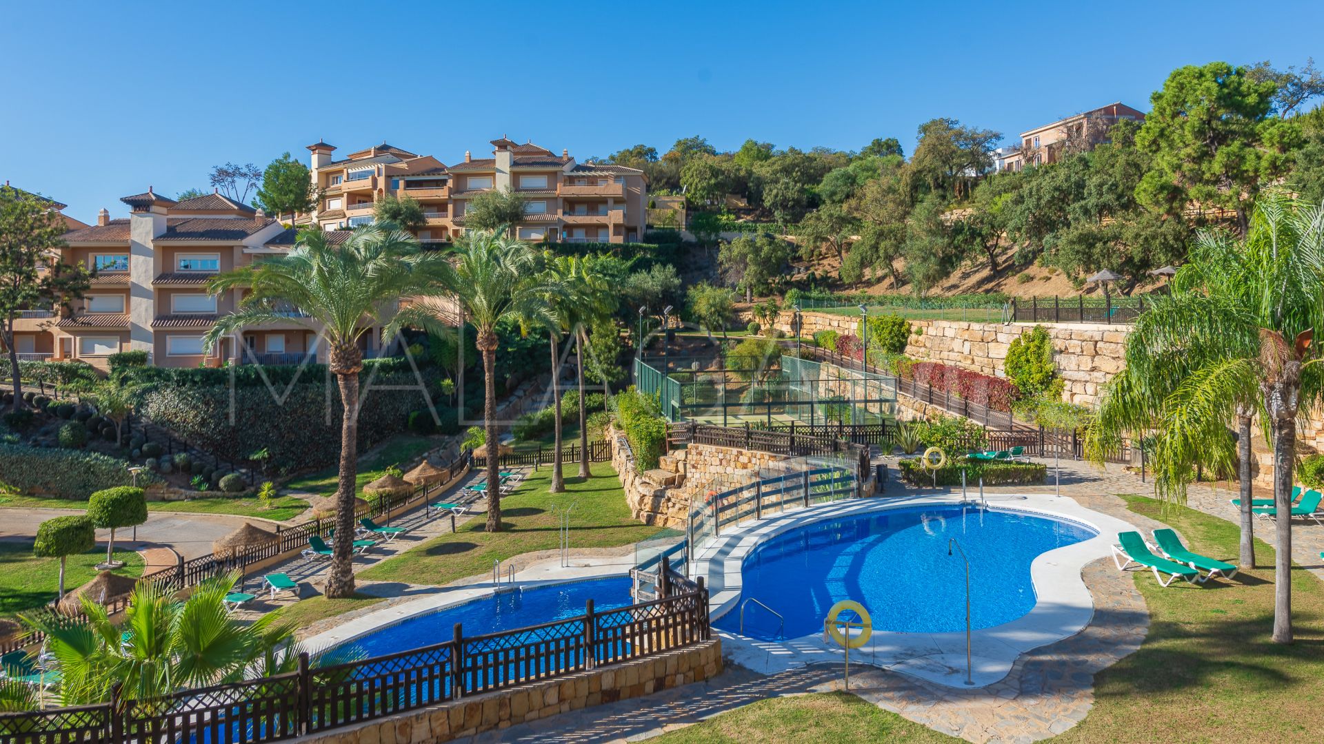 For sale town house with 3 bedrooms in La Mairena