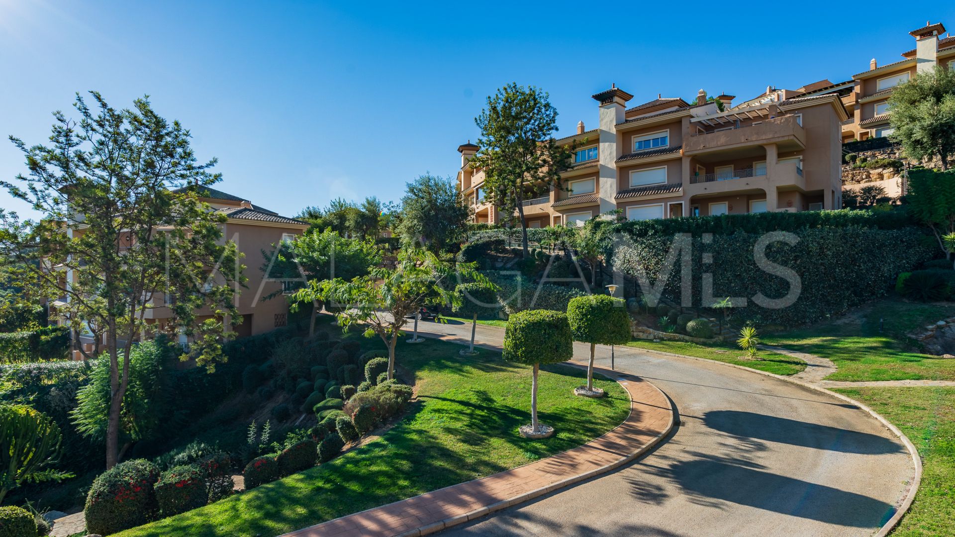 For sale town house with 3 bedrooms in La Mairena