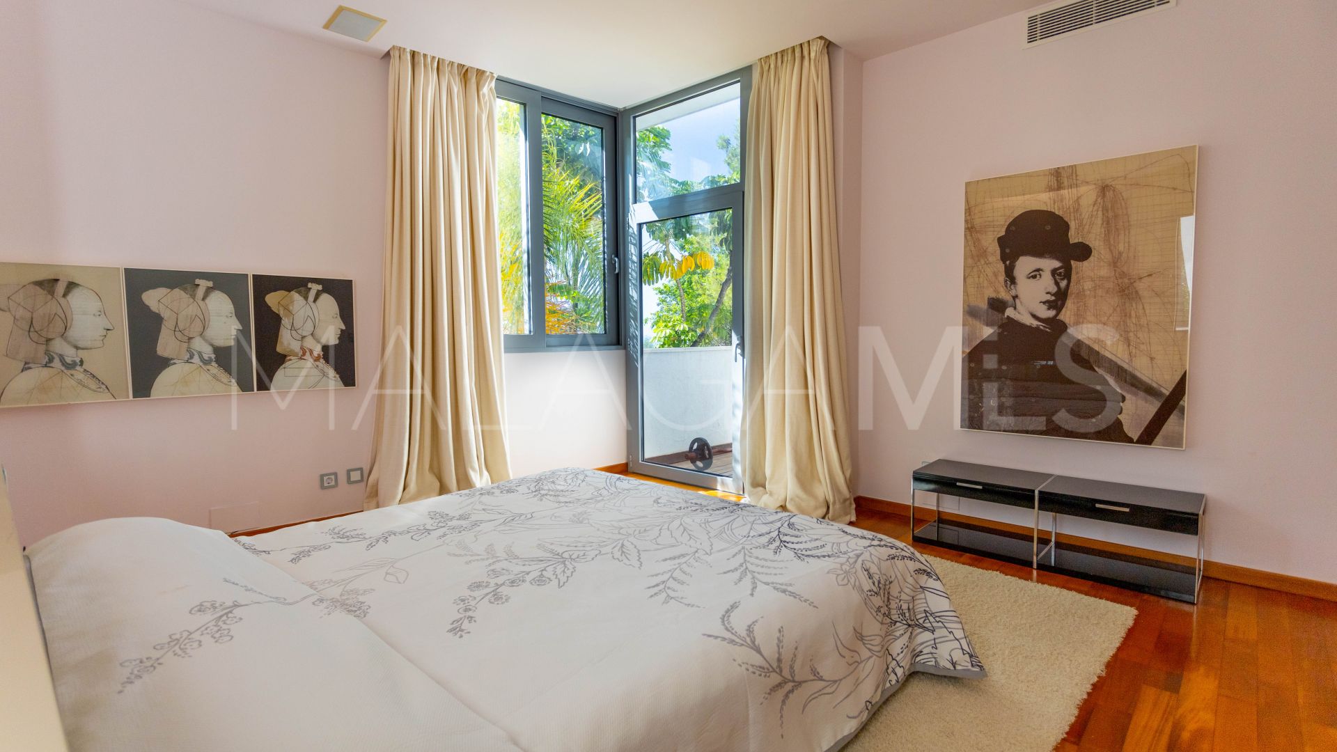 Parhus for sale in Marbella Golden Mile