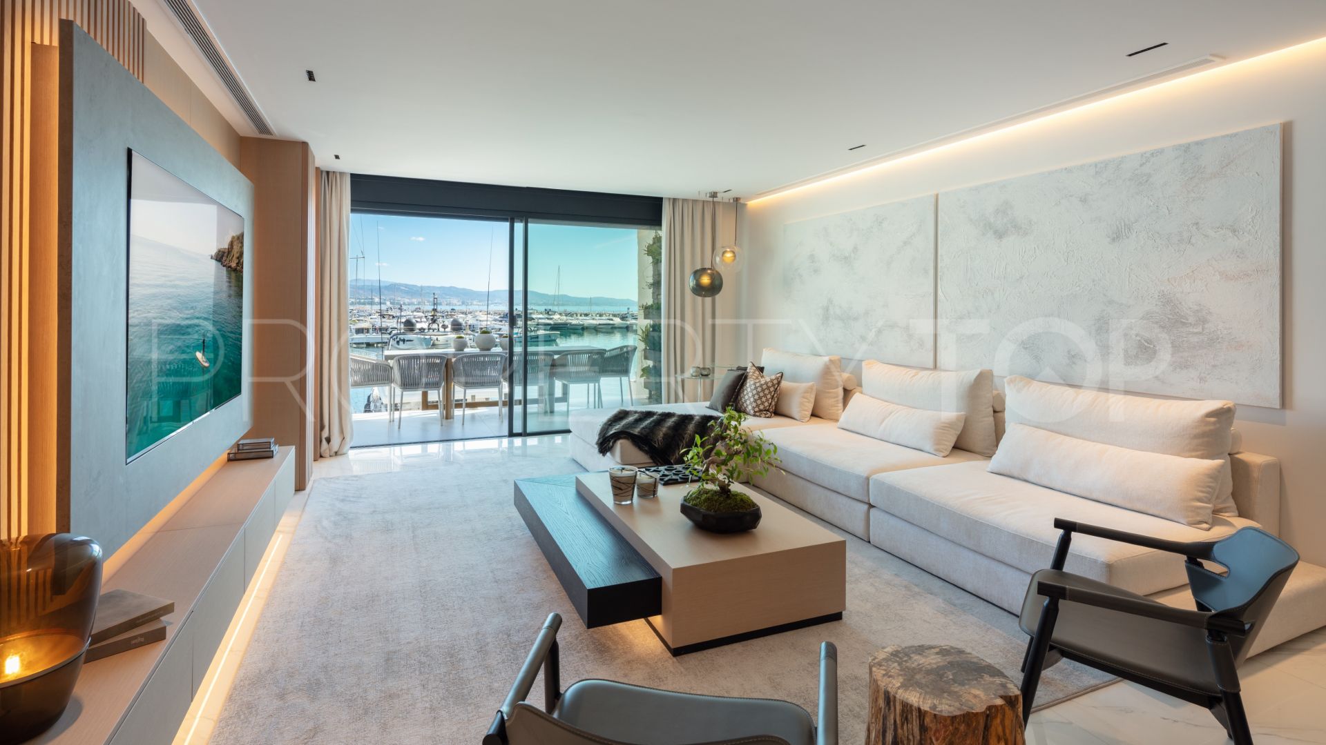 Apartamento en venta con 3 dormitorios en Marbella - Puerto Banus