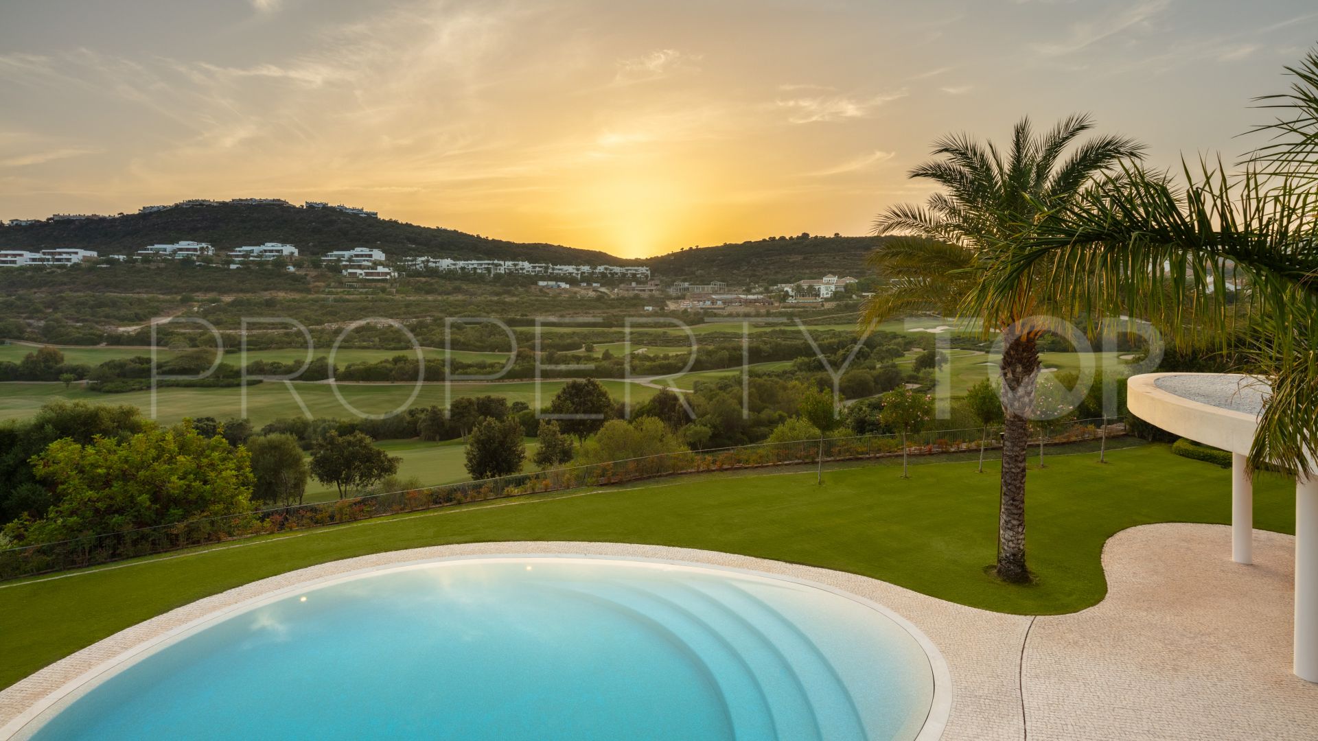 Villa with 4 bedrooms for sale in Finca Cortesin