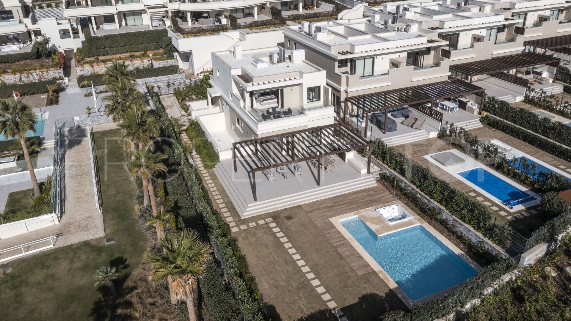 Villa de 4 dormitorios en venta en Bahía del Velerín