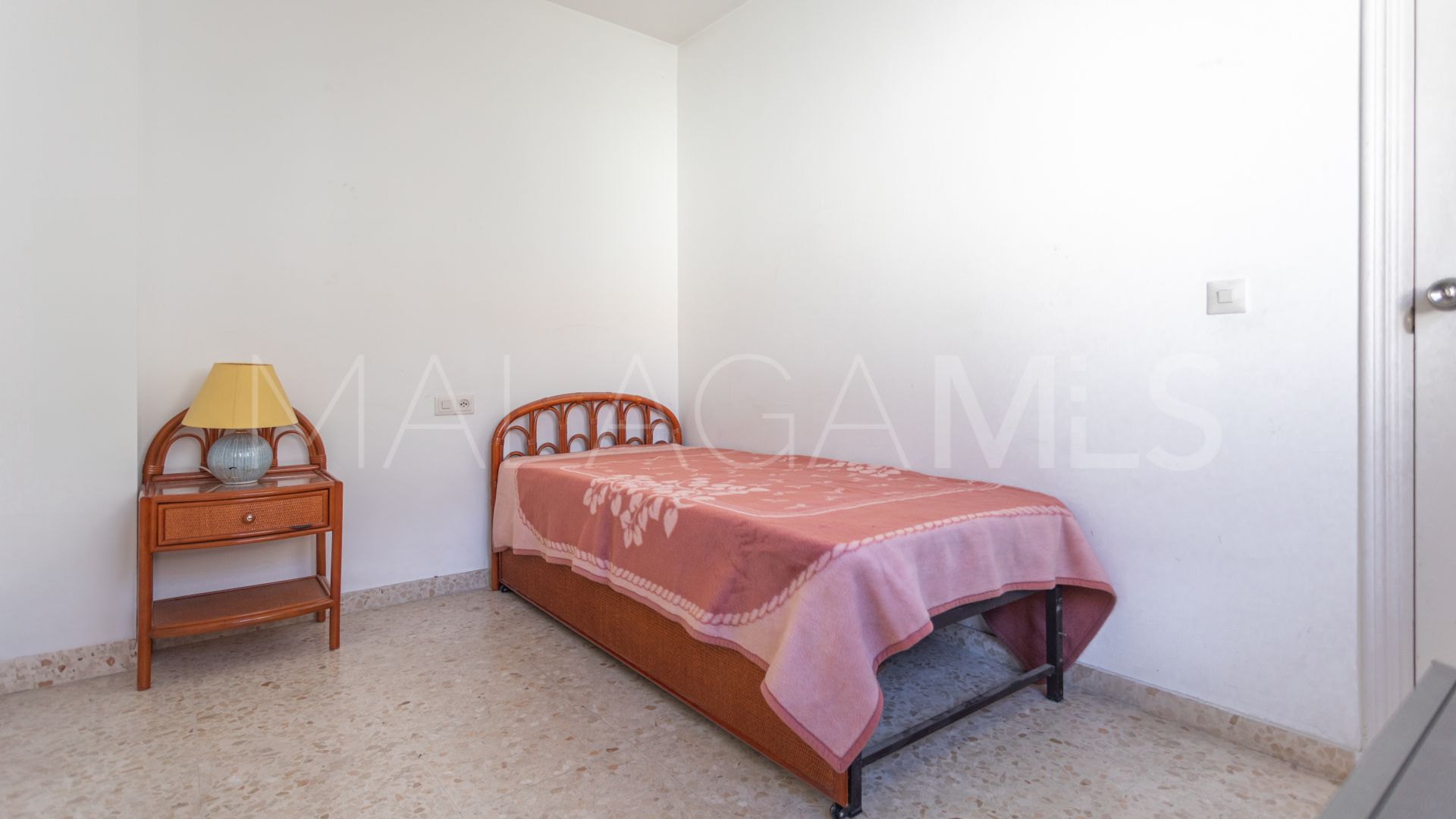 For sale S. Pedro Centro town house with 4 bedrooms