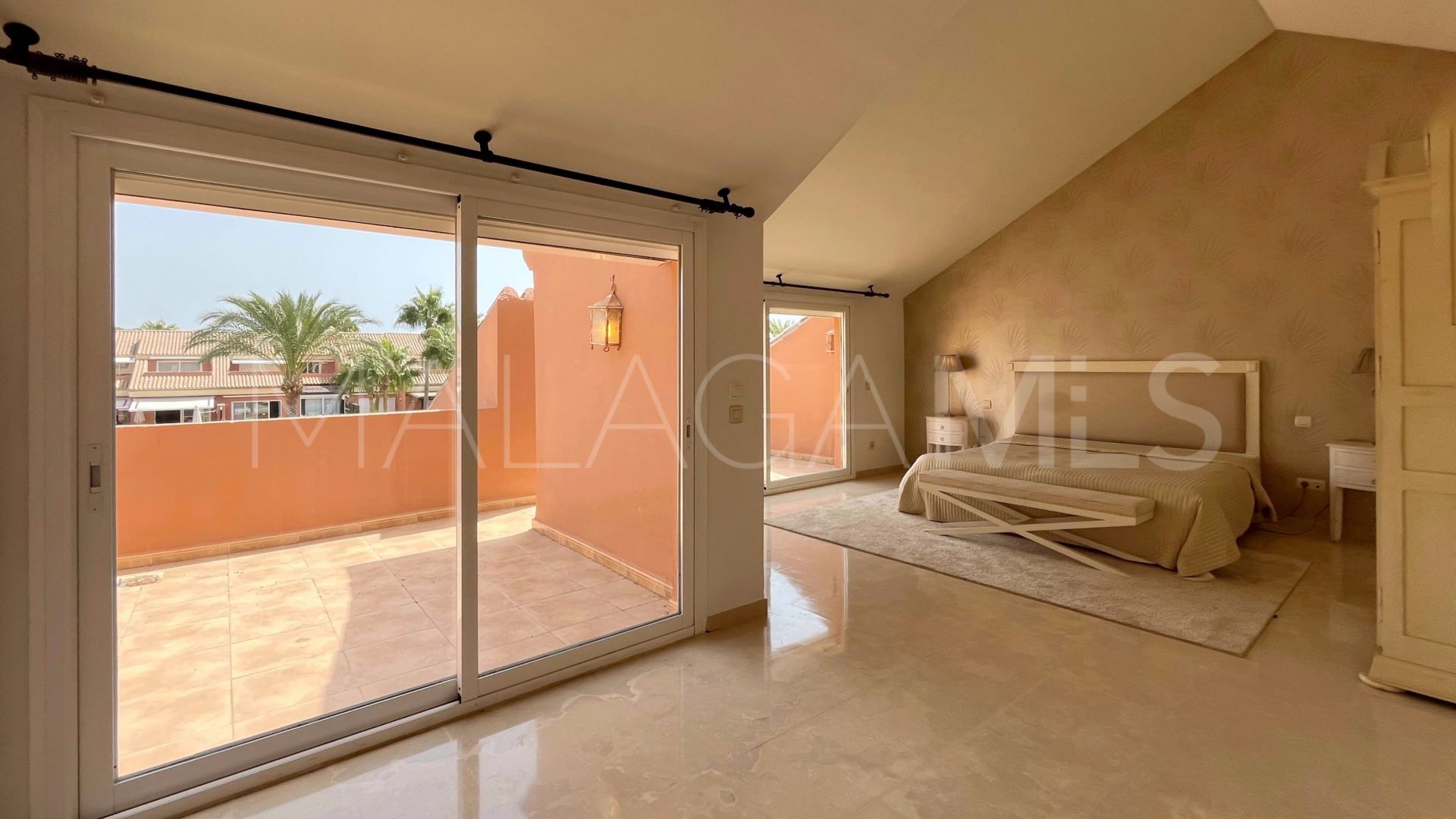 Tvåvåningslägenhet for sale in Marbella - Puerto Banus