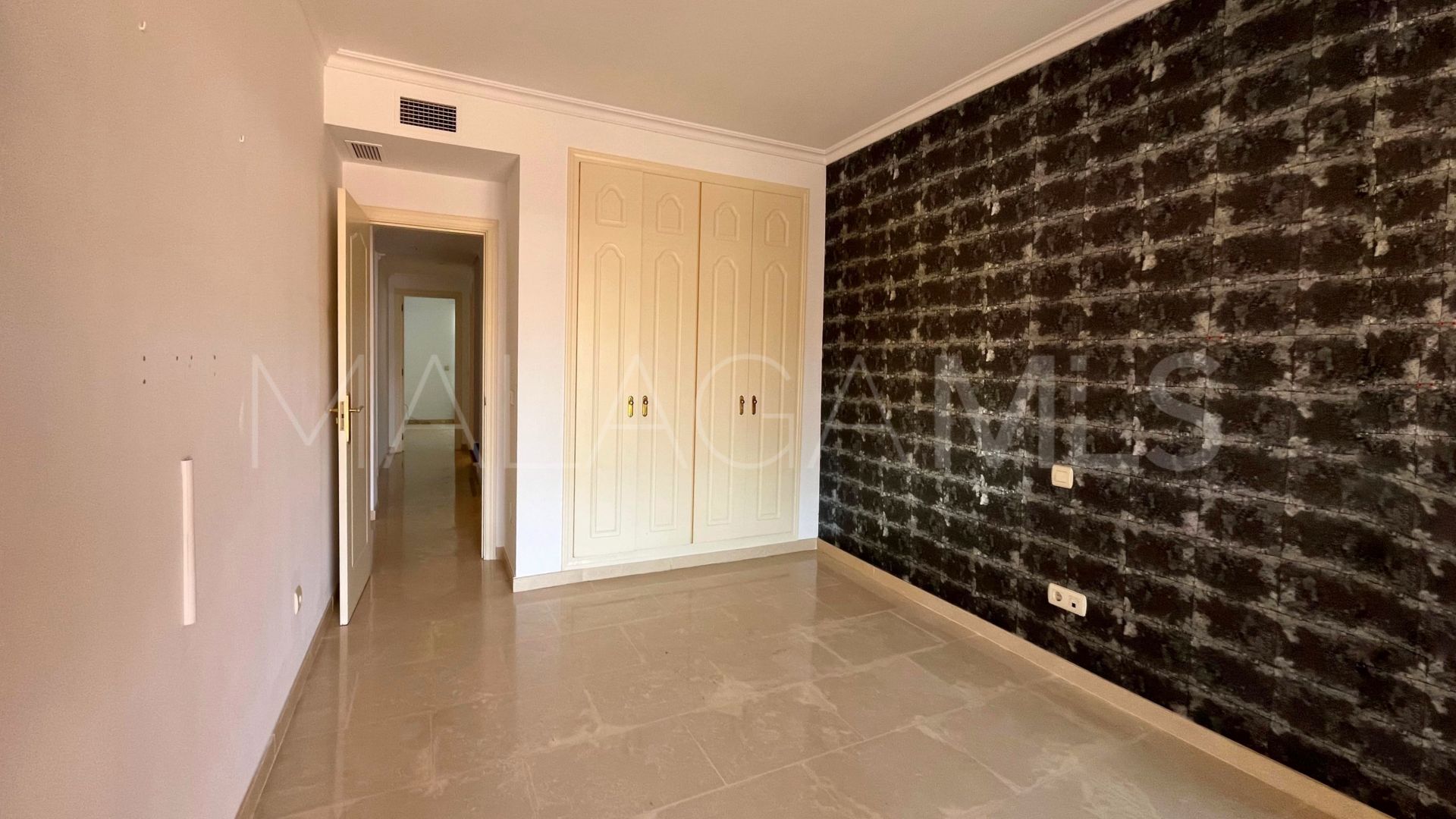 Buy duplex in Marbella - Puerto Banus