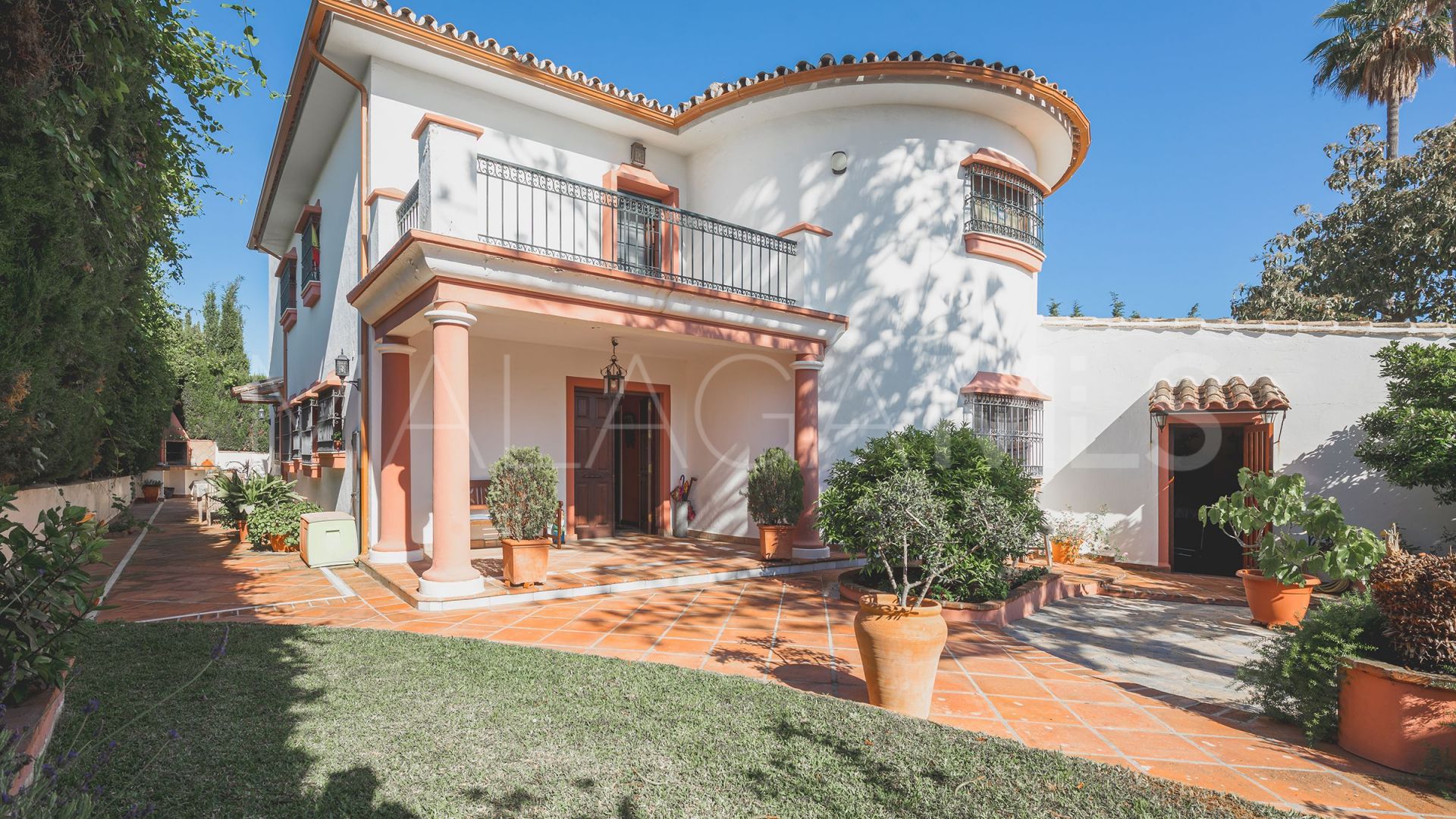 8 bedrooms villa in Valdeolletas for sale