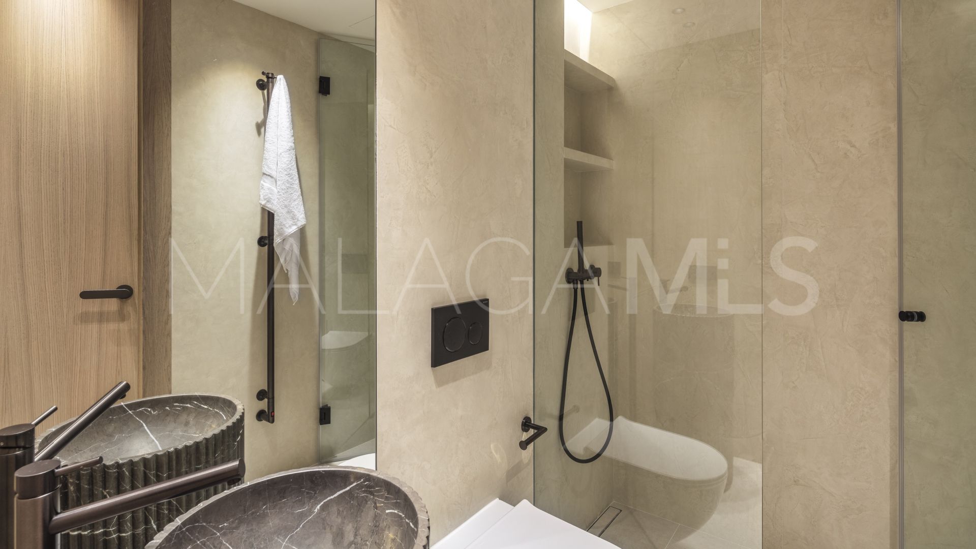 Apartment with 3 bedrooms for sale in Puente Romano
