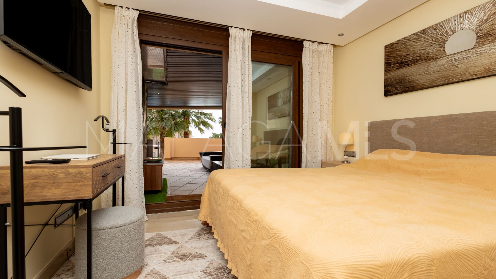 Appartement rez de chaussée for sale in Beach Side New Golden Mile