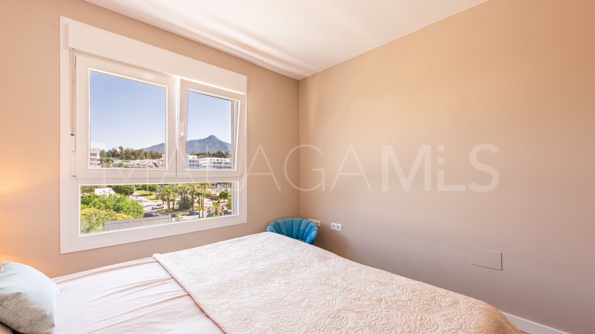 Lägenhet for sale in Nueva Andalucia