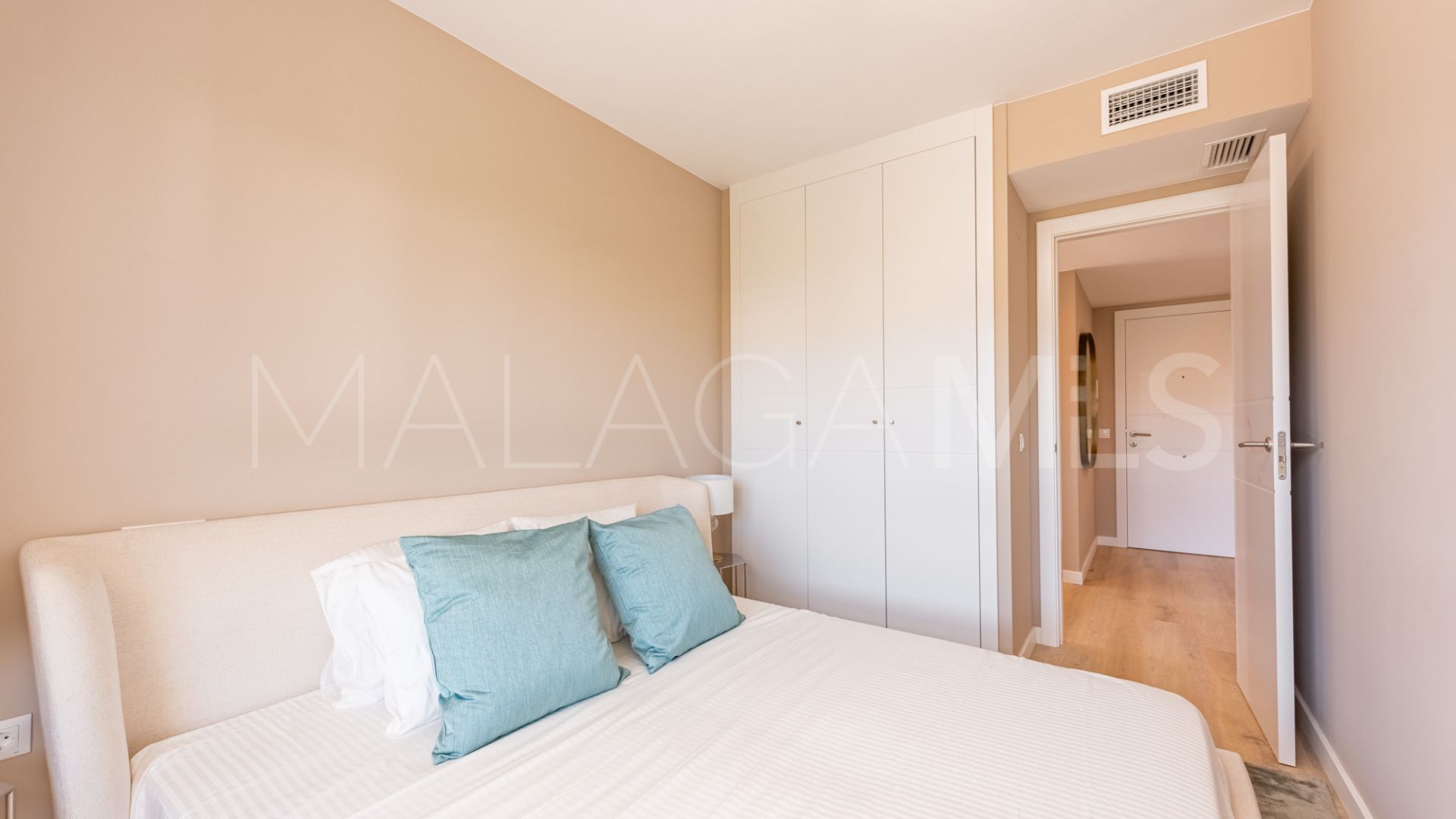 Lägenhet for sale in Nueva Andalucia