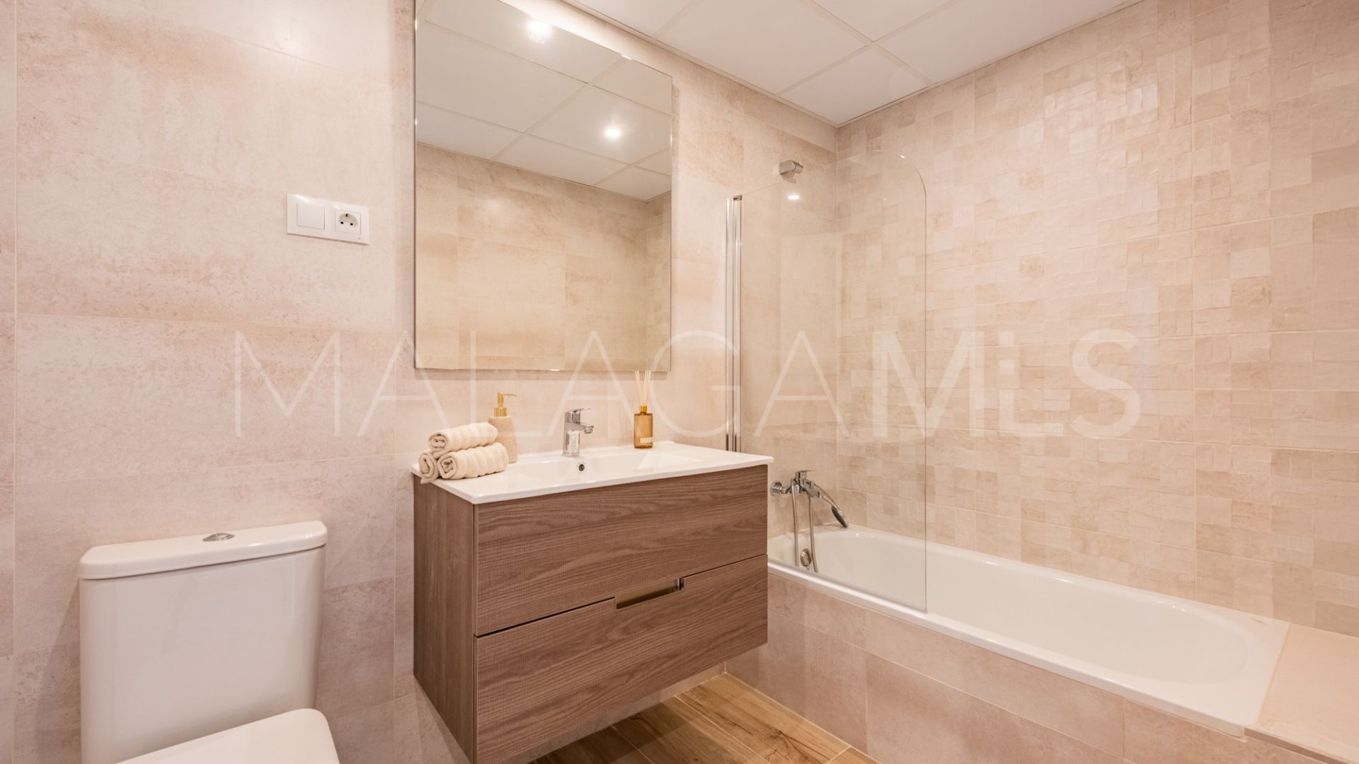 Lägenhet for sale in Nueva Andalucia